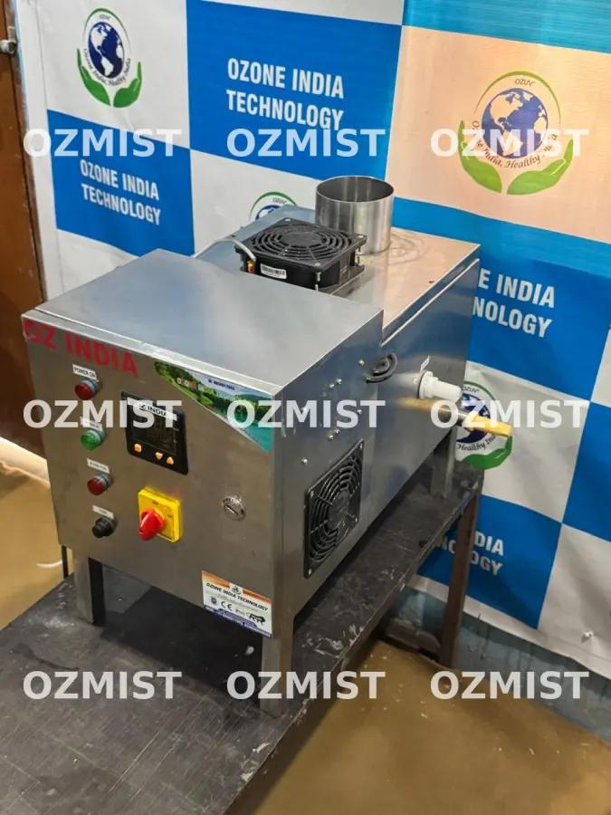 Ozmist ultrasonic humidifier with stainless reservoir and piezo-atomiser array producing fine cool mist